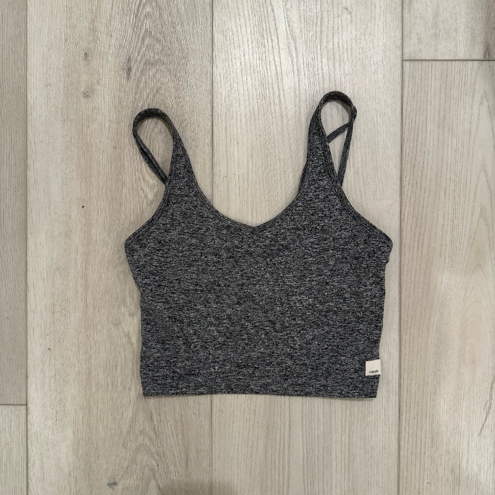 Vuori Heathered Charcoal Grey Crop Top